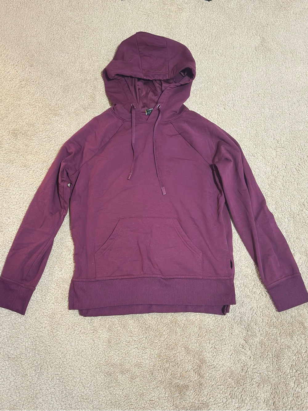 Women’s Burgundy Hooded Pullover Sweatshirt Hoodie SIZE S